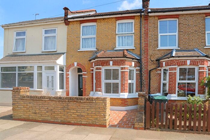 2 Bedroom Terraced House For Sale In Halstead Road, Enfield, EN1