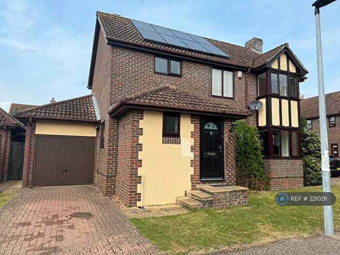 4 Bedroom Detached House To Rent In Riverview Way, Kempston, Bedford, MK42