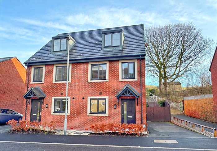 3 Bedroom Semi-Detached House For Sale In Weaver Avenue, Rossendale, Lancashire, BB4