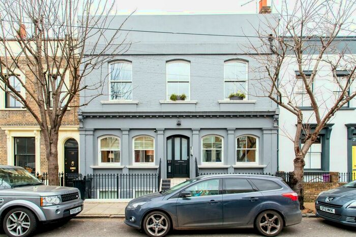 1 Bedroom Flat To Rent In Vivian Road, Bow, London, E3