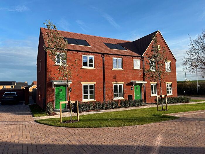 2 Bedroom Semi-Detached House For Sale In Chaffinch Road, Fulbourn, Cambridge, CB21