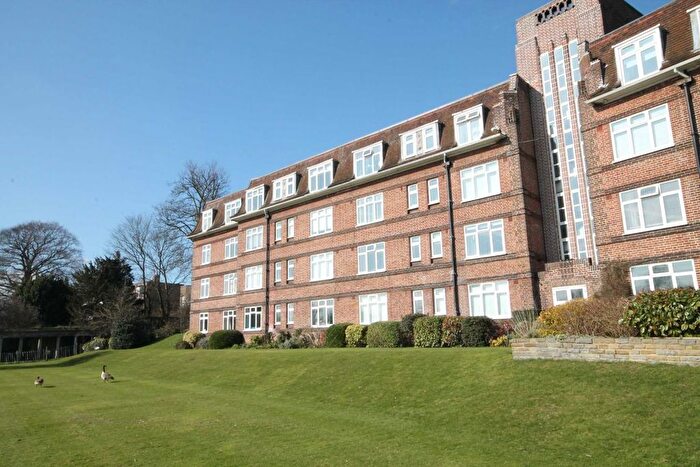 Studio To Rent In Thames Eyot, Cross Deep, Twickenham, TW1