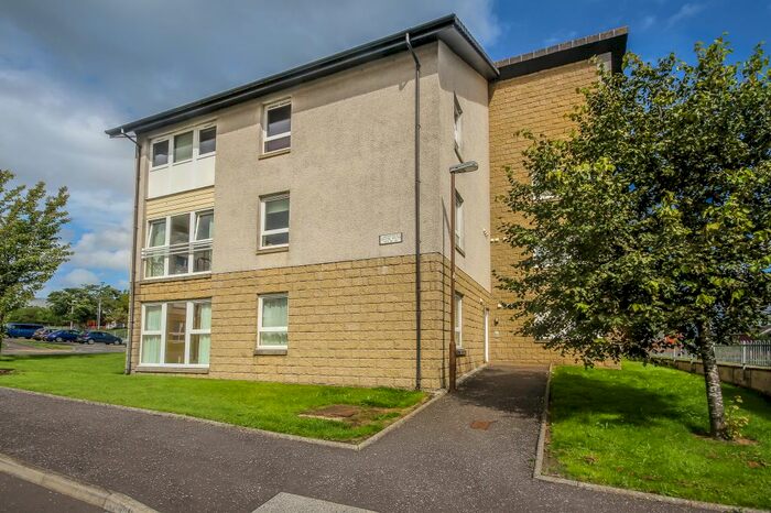 2 Bedroom Flat To Rent In Carmondean Centre South, Livingston, EH54
