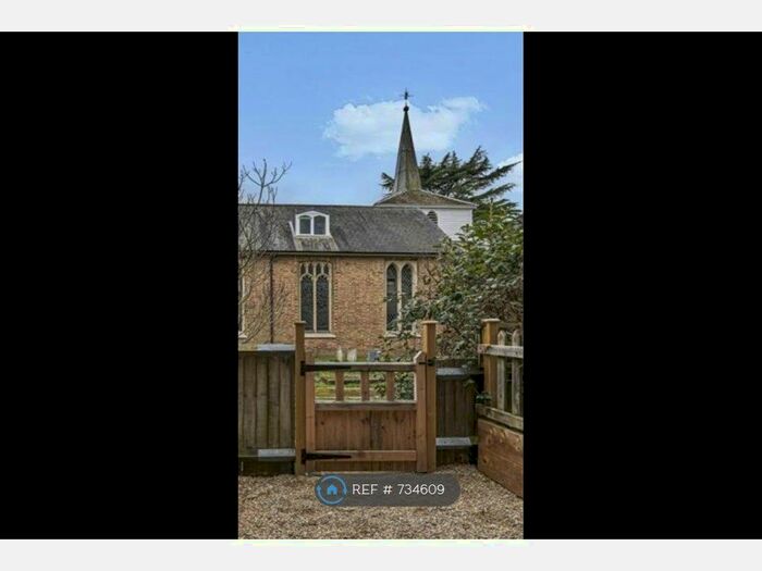 1 Bedroom Flat To Rent In Warwick Place, Thames Ditton, KT7