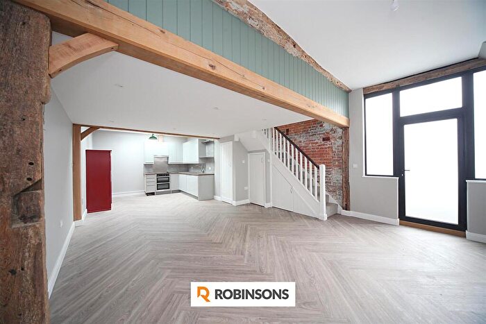 1 Bedroom Mews To Rent In High Street, Edlesborough, Dunstable, LU6