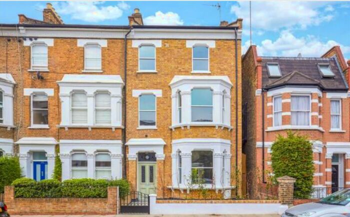 5 Bedroom Detached House To Rent In Frithville Gardens, London, W12
