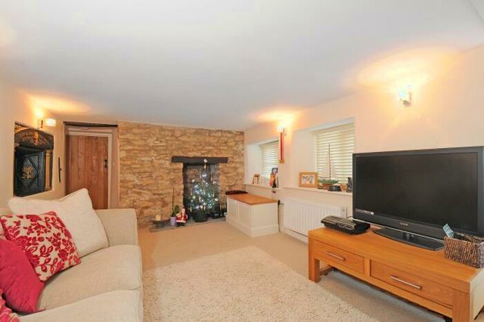 2 Bedroom Apartment To Rent In Town Centre, Bicester, OX26