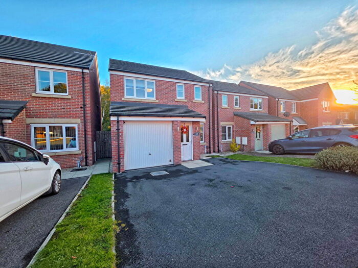 3 Bedroom Detached House For Sale In Mitchells Avenue, Wombwell, Barnsley, S73