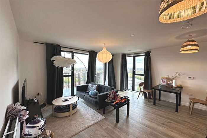 2 Bedroom Apartment To Rent In North End Road, HA9