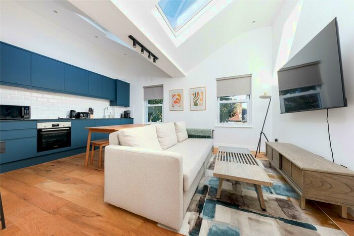 1 Bedroom Flat To Rent In Farleigh Road, Stoke Newington Central, N16