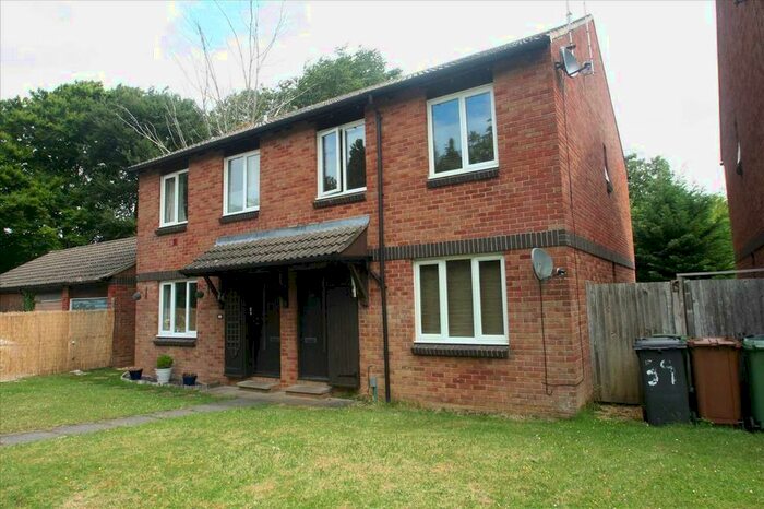 1 Bedroom Maisonette To Rent In Black Dam, Basingstoke, Hampshire, RG21