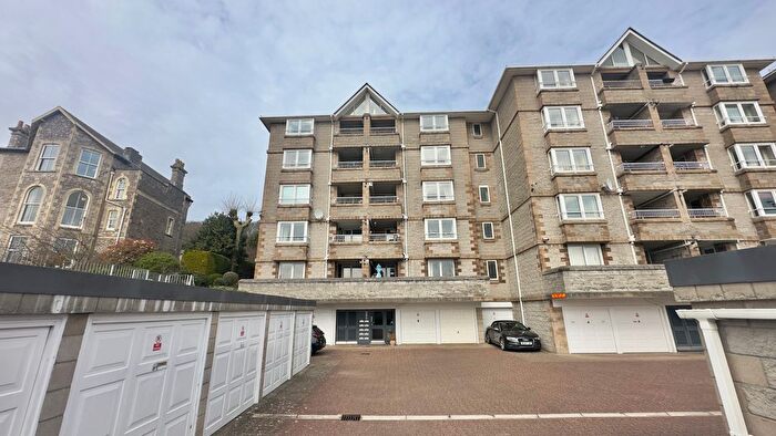 2 Bedroom Flat For Sale In Atlantic View Court, Highbury Road, BS23