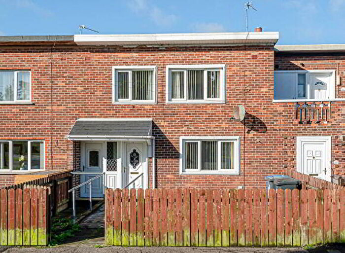 4 Bedroom Terrace House For Sale In Burren Way, Belfast, BT6