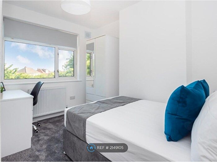 4 Bedroom Semi-Detached House To Rent In Wades Road, Filton, Bristol, BS34