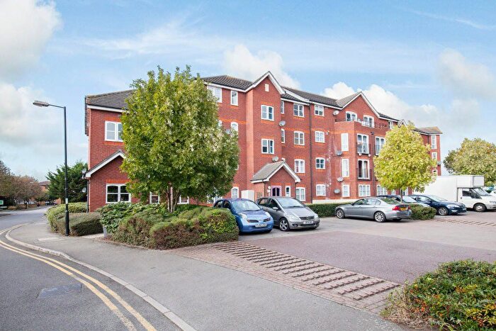 1 Bedroom Flat For Sale In Harlinger Street, Woolwich, SE18