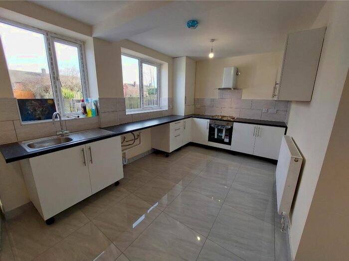 3 Bedroom Property To Rent In Bateman Road, Leicester LE3