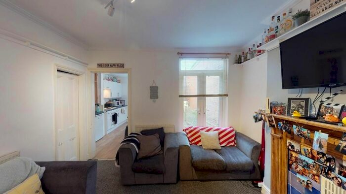 5 Bedroom Terraced House To Rent In Carholme Road, Lincoln, LN1