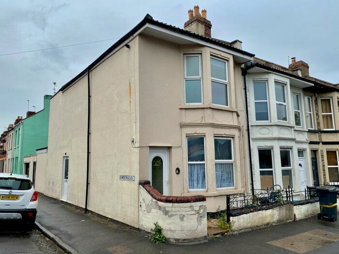 1 Bedroom Flat To Rent In Whitehall Road, Whitehall, Bristol, BS5