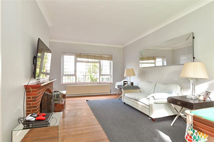 3 Bedroom Detached House For Sale In Station Road, Eynsford, Dartford, Kent, DA4