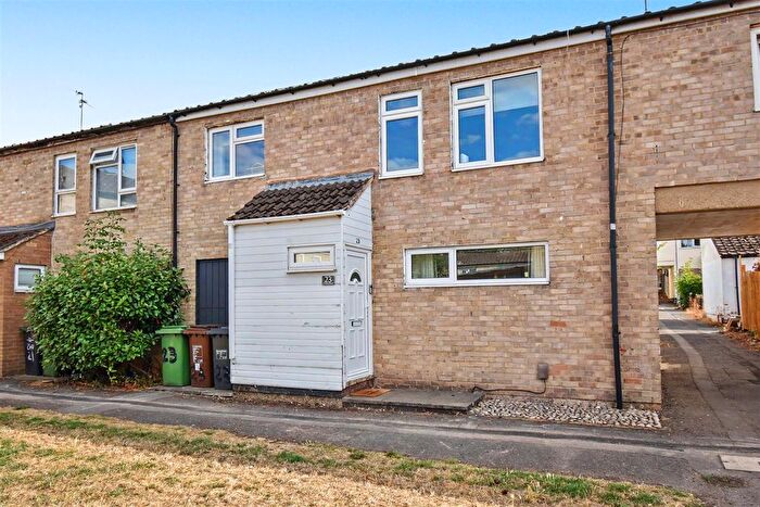 3 Bedroom Terraced House For Sale In , Scotter Walk, Corby, NN18