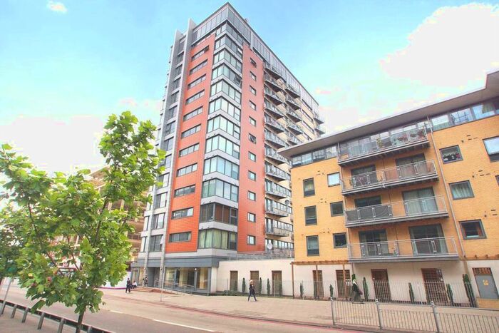 1 Bedroom Flat To Rent In Eastern Avenue, Gants Hill, IG2