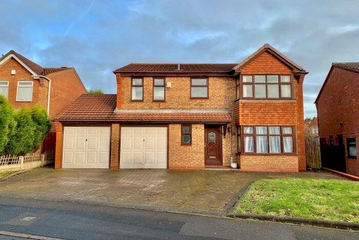 4 Bedroom Detached House To Rent In Meadowlands Drive, Walsall WS4