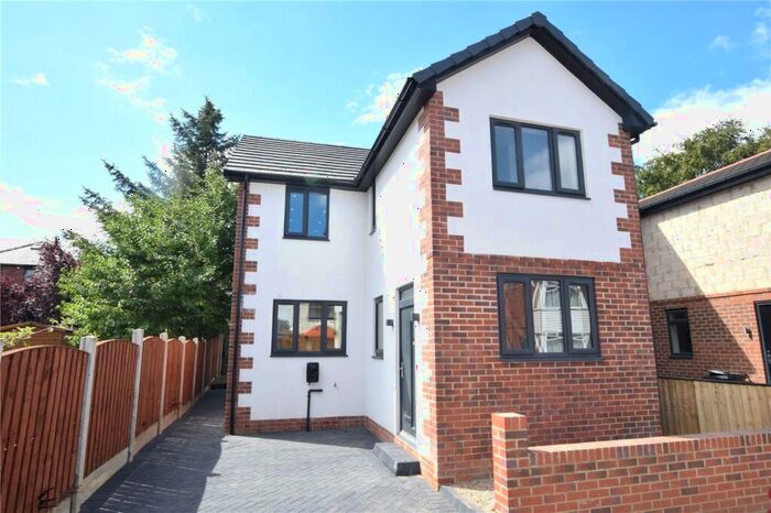 3 Bedroom Detached House To Rent In Boston Avenue, Kirkstall, Leeds, LS5