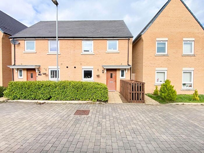 3 Bedroom Semi Detached House For Sale In Cuckoo Way, Northstowe, Cambridge, CB24