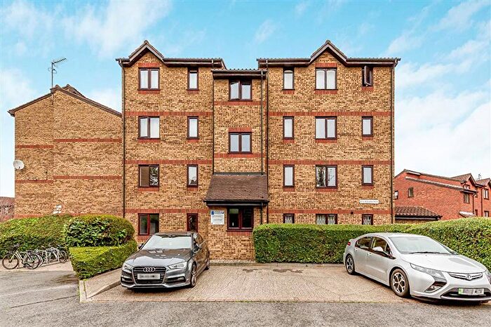 1 Bedroom Flat For Sale In Myers Lane, New Cross, SE14