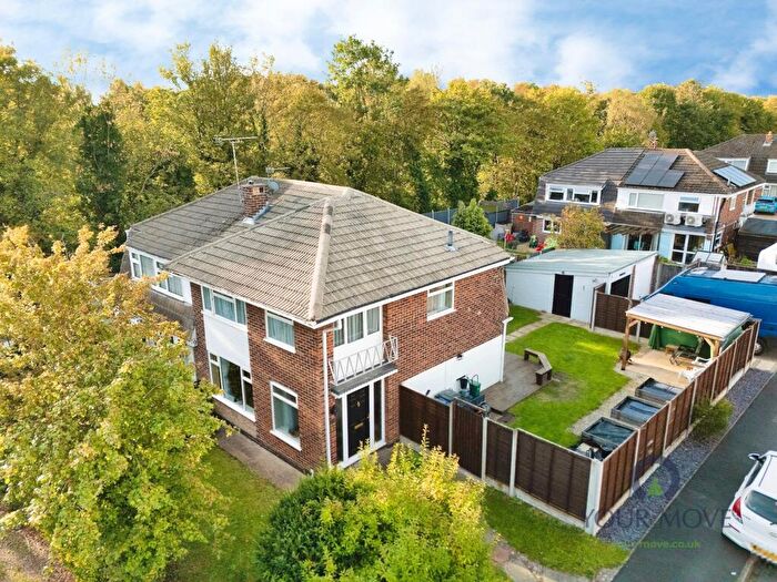 3 Bedroom Semi-Detached House For Sale In Thornewill Drive, Stretton, Burton-on-Trent, Staffordshire, DE13