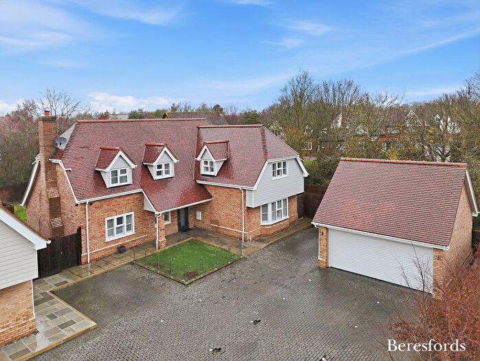 5 Bedroom Detached House For Sale In London Road, Great Notley, CM77