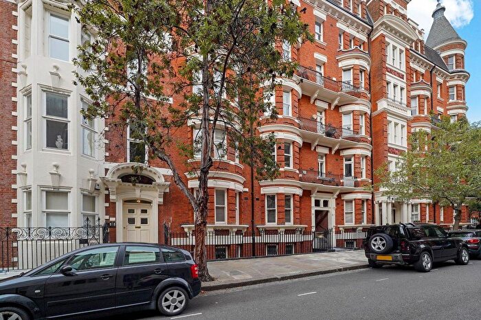Studio To Rent In Wilbraham Place, London, SW1X