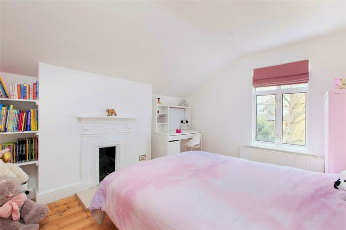 5 Bedroom Terraced House To Rent In Gaskarth Road, Clapham South, London, SW12