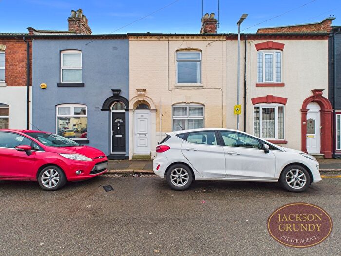 2 Bedroom Terraced House For Sale In Talbot Road, Northampton, NN1