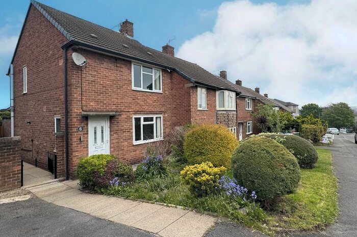 2 Bedroom Property To Rent In Flamsteed Crescent, Newbold, Chesterfield, S41