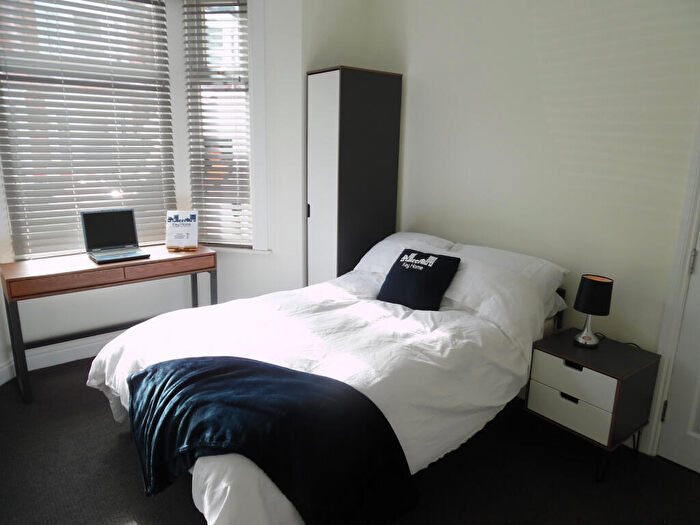 1 Bedroom Terraced House To Rent In Northampton, NN1