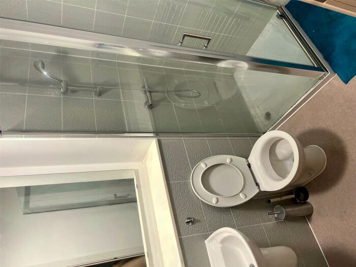 Flat To Rent In Town Hall, Bexley Square, Salford, Manchester, M3