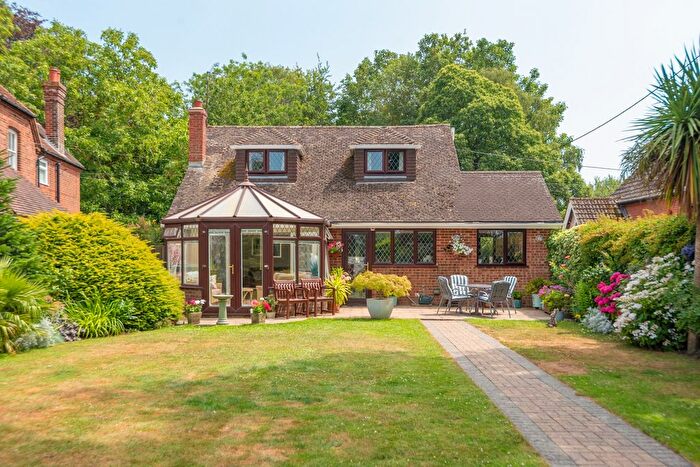 4 Bedroom Detached House For Sale In School Lane, Ickham, CT3