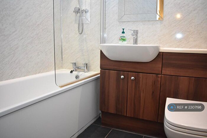 1 Bedroom Flat To Rent In East Fountainbridge, Edinburgh, EH3