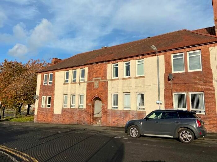 3 Bedroom Flat To Rent In Burnside Lane, Hamilton, ML3