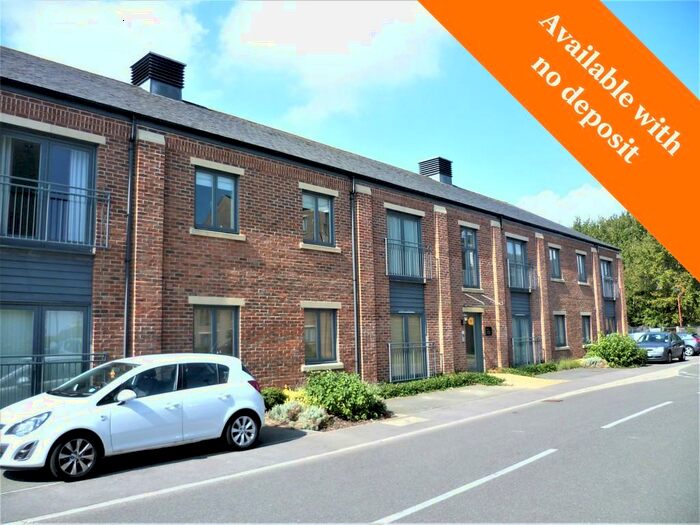 2 Bedroom Apartment To Rent In Priddys Hard, Gosport, PO12