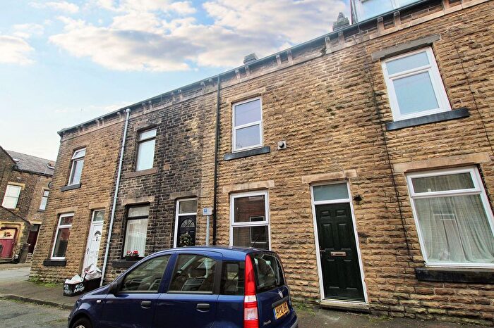 3 Bedroom Terraced House For Sale In Industrial Street, Todmorden, OL14