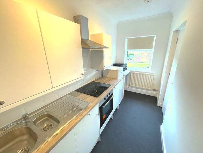 1 Bedroom Flat To Rent In Stradbroke Drive, Sheffield, S13