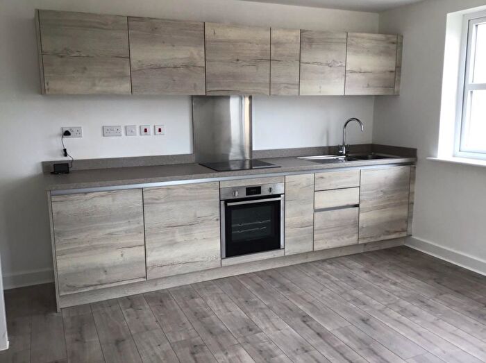 2 Bedroom Town House To Rent In The Hawthorns, Pontefract, WF8