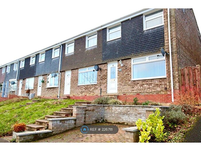 3 Bedroom End Of Terrace House To Rent In Deerness Heights, Durham, DH7
