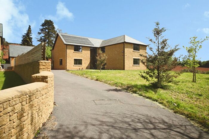 5 Bedroom Detached House For Sale In Snowlodge, Kingston St. Mary, Taunton, TA2