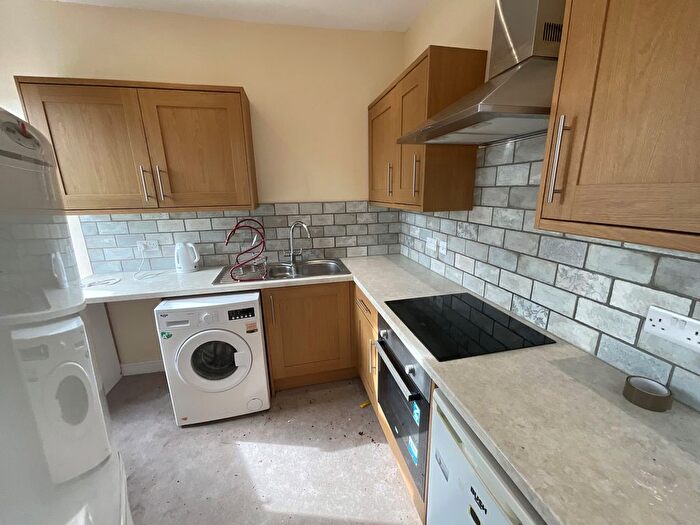 3 Bedroom Maisonette To Rent In Downend Park, Bristol, BS7