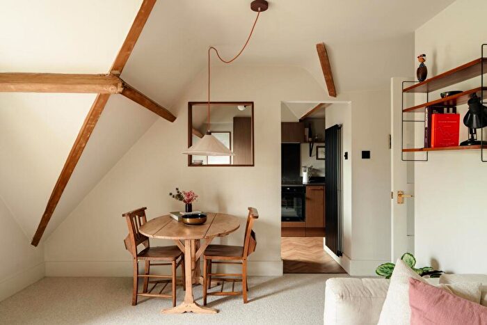 1 Bedroom Flat For Sale In Clevedon, Somerset, BS21
