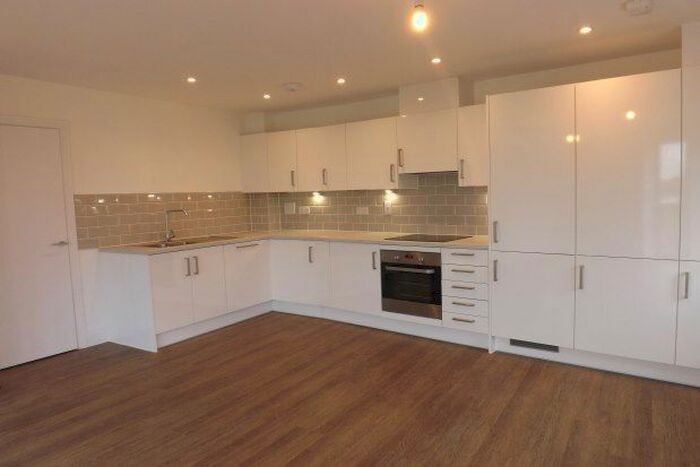 2 Bedroom Flat To Rent In Watson Lane, Waterlooville, PO7