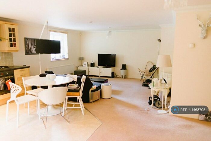 2 Bedroom Flat To Rent In Kirkwood Grove, Medbourne, Milton Keynes, MK5